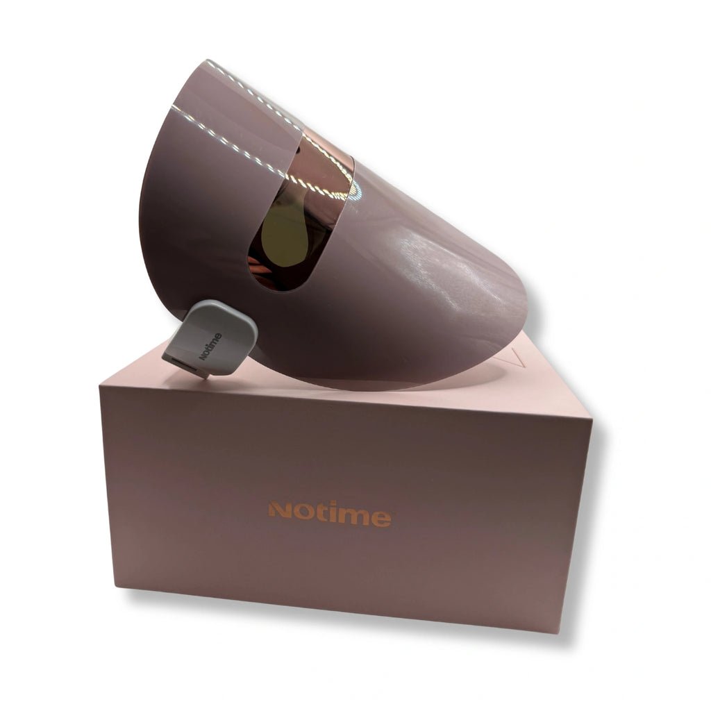 Velashine Skincare professional‑grade LED light therapy mask on the box.